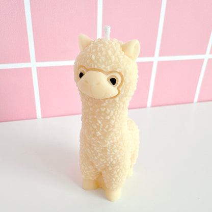 alpaca decor candles