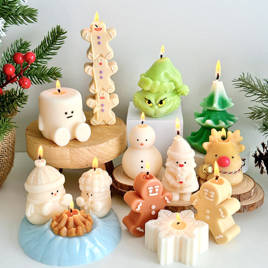 3 Random Christmas Candles